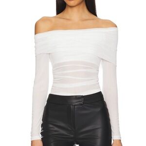 superdown White Off-Shoulder Long Sleeve Bodysuit